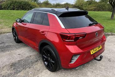 SPOTICAR Volkswagen T-roc 1.5 Tsi R-line Dsg Euro 6 (s/s) 5dr Used Car - Suv Petrol Red - Bridgend - 1200635023_3