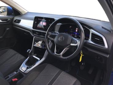 SPOTICAR Volkswagen T-roc 1.0 Tsi Life Euro 6 (s/s) 5dr Used Car - Suv Petrol Blue - Bangor - 1200640385_3