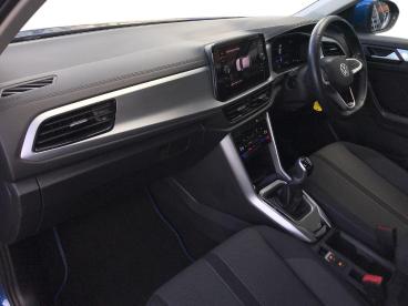 SPOTICAR Volkswagen T-roc 1.0 Tsi Life Euro 6 (s/s) 5dr Used Car - Suv Petrol Blue - Bangor - 1200640385_5