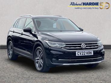 SPOTICAR Volkswagen Tiguan 2.0 Tdi Elegance Dsg Euro 6 (s/s) 5dr Used Car - Suv Diesel Black - Ashington - 1200526060_1