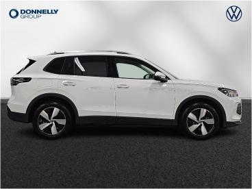 SPOTICAR Volkswagen Tiguan 2.0 Tdi Match Dsg Euro 6 (s/s) 5dr Used Car - Suv Diesel White - Dungannon - 1200540834_4