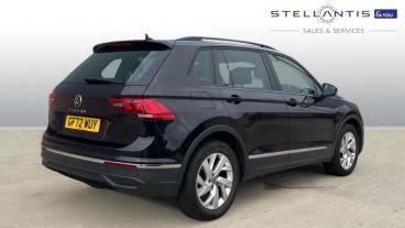 SPOTICAR Volkswagen Tiguan 1.5 Tsi Life Dsg Euro 6 (s/s) 5dr Used Car - Suv Petrol Black - Liverpool - 1200548043_3