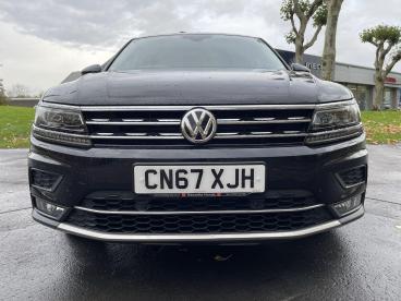 SPOTICAR Volkswagen Tiguan 2.0 Tdi Sel Dsg Euro 6 (s/s) 5dr Used Car - Suv Diesel Black - Swansea - 1200556302_2