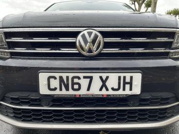 SPOTICAR Volkswagen Tiguan 2.0 Tdi Sel Dsg Euro 6 (s/s) 5dr Used Car - Suv Diesel Black - Swansea - 1200556302_4