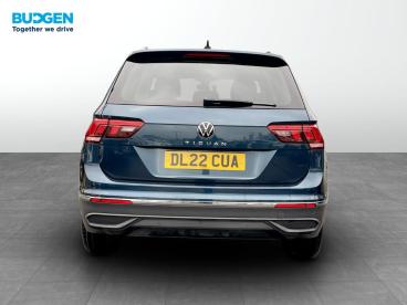 SPOTICAR Volkswagen Tiguan 1.5 Tsi Life Dsg Euro 6 (s/s) 5dr Used Car - Suv Petrol Blue - Shrewsbury - 1200563945_5