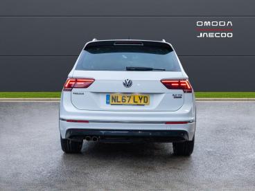 SPOTICAR Volkswagen Tiguan 2.0 Tdi R-line 4motion Euro 6 (s/s) 5dr Used Car - Suv Diesel White - Oldham - 1200569205_5