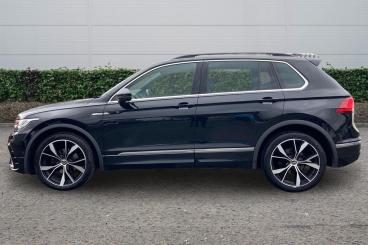 SPOTICAR Volkswagen Tiguan 2.0 Tdi R-line Dsg Euro 6 (s/s) 5dr Used Car - Suv Diesel Black - Cannock - 1200574447_5