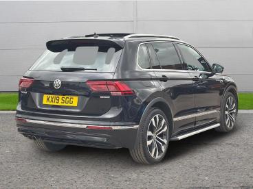 SPOTICAR Volkswagen Tiguan 2.0 Tdi R-line Tech Dsg 4motion Euro 6 (s/s) 5dr Used Car - Suv Diesel Black - Selby - 1200590628_5