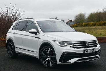 SPOTICAR Volkswagen Tiguan 2.0 Tdi R-line Dsg 4motion Euro 6 (s/s) 5dr Used Car - Suv Diesel White - Ballymena County Antrim - 1200597525_1