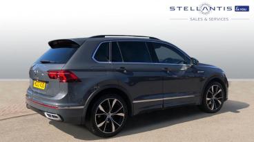 SPOTICAR Volkswagen Tiguan 1.5 Tsi R-line Dsg Euro 6 (s/s) 5dr Used Car - Suv Petrol Grey - Sale - 1200598612_3