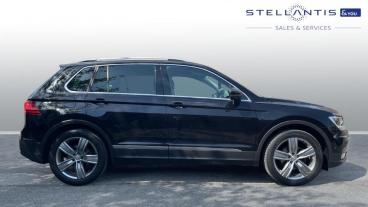SPOTICAR Volkswagen Tiguan 2.0 Tdi Match Euro 6 (s/s) 5dr Used Car - Suv Diesel Black - Nottingham - 1200605090_2