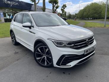 SPOTICAR Volkswagen Tiguan 2.0 Tdi R-line Dsg 4motion Euro 6 (s/s) 5dr Used Car - Suv Diesel White - Swansea - 1200608585_1