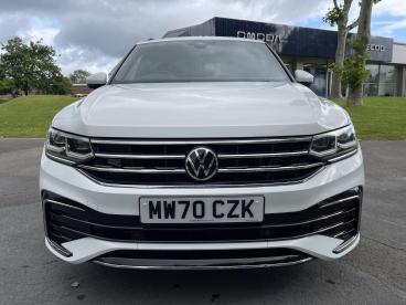 SPOTICAR Volkswagen Tiguan 2.0 Tdi R-line Dsg 4motion Euro 6 (s/s) 5dr Used Car - Suv Diesel White - Swansea - 1200608585_2