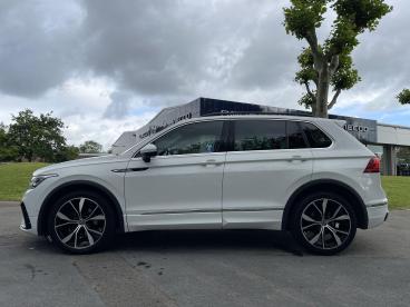 SPOTICAR Volkswagen Tiguan 2.0 Tdi R-line Dsg 4motion Euro 6 (s/s) 5dr Used Car - Suv Diesel White - Swansea - 1200608585_5