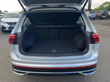 SPOTICAR Volkswagen Tiguan 2.0 Tsi Elegance Dsg 4motion Euro 6 (s/s) 5dr Used Car - Suv Petrol Silver - Eglinton - 1200608829_5