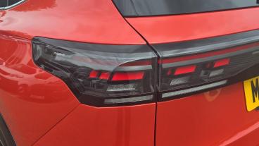 SPOTICAR Volkswagen Tiguan 1.5 Etsi Mhev R-line Dsg Euro 6 (s/s) 5dr Used Car - Suv Hybrid Red - Leicester - 1200620473_5