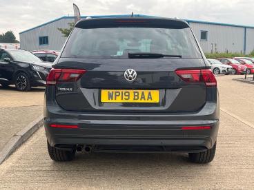 SPOTICAR Volkswagen Tiguan 1.5 Tsi Evo Match Euro 6 (s/s) 5dr Used Car - Suv Petrol Grey - Kettering - 1200621234_4