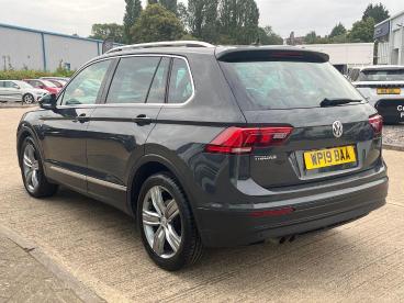 SPOTICAR Volkswagen Tiguan 1.5 Tsi Evo Match Euro 6 (s/s) 5dr Used Car - Suv Petrol Grey - Kettering - 1200621234_5