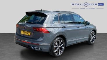 SPOTICAR Volkswagen Tiguan 1.5 Tsi R-line Dsg Euro 6 (s/s) 5dr Used Car - Suv Petrol Grey - Walton On Thames - 1200623611_3