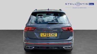 SPOTICAR Volkswagen Tiguan 1.5 Tsi R-line Dsg Euro 6 (s/s) 5dr Used Car - Suv Petrol Grey - Walton On Thames - 1200623611_4