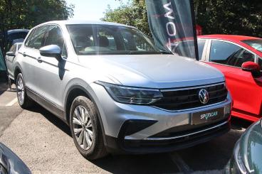 SPOTICAR Volkswagen Tiguan 1.5 Tsi Euro 6 (s/s) 5dr Used Car - Suv Petrol Silver - Lichfield - 1200624960_1