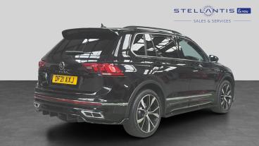 SPOTICAR Volkswagen Tiguan 1.5 Tsi R-line Dsg Euro 6 (s/s) 5dr Used Car - Suv Petrol Black - London - 1200633422_3