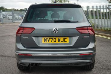 SPOTICAR Volkswagen Tiguan 2.0 Tdi Sel Dsg 4motion Euro 6 (s/s) 5dr Used Car - Suv Diesel Grey - Bromsgrove - 1200634783_5