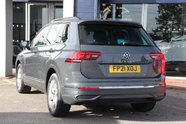 SPOTICAR Volkswagen Tiguan 1.5 Tsi Life Euro 6 (s/s) 5dr Used Car - Suv Petrol Grey - Bulkington - 1200640151_4
