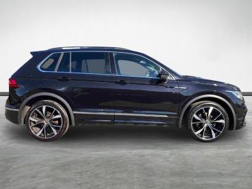 SPOTICAR Volkswagen Tiguan 1.5 Tsi R-line Dsg Euro 6 (s/s) 5dr Used Car - Suv Petrol Black - Stockton On Tees - 1200640970_2
