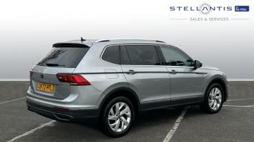 SPOTICAR Volkswagen Tiguan Allspace 1.5 Tsi Life Dsg Euro 6 (s/s) 5dr Used Car - Suv Petrol Grey - Newport - 1200574424_3