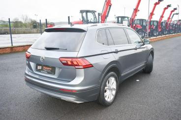 SPOTICAR Volkswagen Tiguan Allspace 2.0 Tdi Match Dsg Euro 6 (s/s) 5dr Used Car - Suv Diesel Grey - Ballymena County Antrim - 1200579601_4