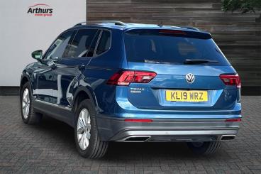 SPOTICAR Volkswagen Tiguan Allspace 1.5 Tsi Evo Match Dsg Euro 6 (s/s) 5dr Used Car - Suv Petrol Blue - Wrexham - 1200599667_5