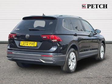 SPOTICAR Volkswagen Tiguan Allspace 1.5 Tsi Life Dsg Euro 6 (s/s) 5dr Used Car - Suv Petrol Black - Darlington - 1200616699_3