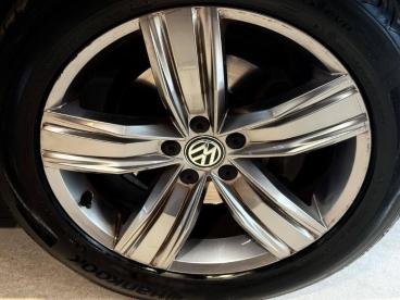 SPOTICAR Volkswagen Tiguan Allspace 1.5 Tsi Evo Sel Dsg Euro 6 (s/s) 5dr Used Car - Suv Petrol White - Stourbridge - 1200621747_5