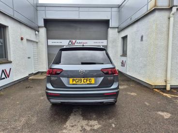 SPOTICAR Volkswagen Tiguan Allspace 2.0 Tdi Match Dsg 4motion Euro 6 (s/s) 5dr Used Car - Suv Diesel Grey - Inverness - 1200641957_5