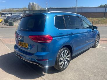 SPOTICAR Volkswagen Touran 1.5 Tsi Evo R-line Dsg Euro 6 (s/s) 5dr Used Car - Mpv Petrol Blue - Melton Mowbray - 1200634229_5
