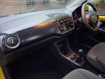 SPOTICAR Volkswagen Up 1.0 Move Up! Euro 6 (s/s) 5dr Used Car - Saloon Petrol Yellow - Accrington - 1200637587_2