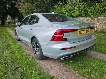 SPOTICAR Volvo S60 2.0 T5 Inscription Plus Auto Euro 6 (s/s) 4dr Used Car - Saloon Petrol Silver - Abergavenny - 1200539852_4