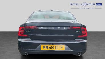 SPOTICAR Volvo S90 2.0 D4 Momentum Auto Euro 6 (s/s) 4dr Used Car - Saloon Diesel Blue - Leicester - 1200588804_4