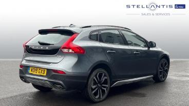 SPOTICAR Volvo V40 1.5 T3 Gpf Pro Auto Euro 6 (s/s) 5dr Used Car - Saloon Petrol Blue - Bristol - 1200572324_3