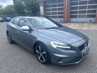 SPOTICAR Volvo V40 2.0 T3 Gpf R-design Euro 6 (s/s) 5dr Used Car - Saloon Petrol Grey - Colwyn Bay - 1200600903_1