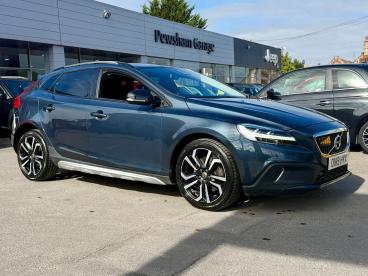 SPOTICAR Volvo V40 2.0 D3 Pro Auto Euro 6 (s/s) 5dr Used Car - Saloon Diesel Blue - Chippenham - 1200634824_1