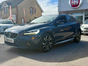 SPOTICAR Volvo V40 2.0 D3 Pro Auto Euro 6 (s/s) 5dr Used Car - Saloon Diesel Blue - Chippenham - 1200634824_3