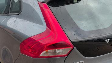 SPOTICAR Volvo V40 2.0 T2 Momentum Euro 6 (s/s) 5dr Used Car - Saloon Petrol Grey - Liverpool - 1200638370_5