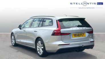 SPOTICAR Volvo V60 2.0 D3 Momentum Auto Euro 6 (s/s) 5dr Used Car - Estate Diesel Silver - Bristol - 1200525883_3