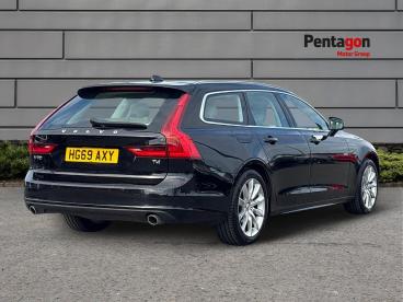 SPOTICAR Volvo V90 2.0 T4 Momentum Plus Auto Euro 6 (s/s) 5dr Used Car - Estate Petrol Black - Sheffield - 1200633748_4