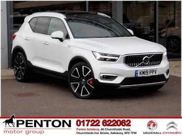 SPOTICAR Volvo Xc40 Xc 40 2.0 D4 Inscription Auto Awd Euro 6 (s/s) 5dr Used Car - Suv Diesel White - Salisbury - 1200532593_1