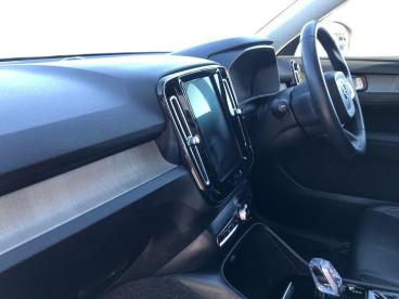 SPOTICAR Volvo Xc40 Xc 40 1.5 T3 Inscription Auto Euro 6 (s/s) 5dr Used Car - Suv Petrol Silver - Bangor - 1200549196_5