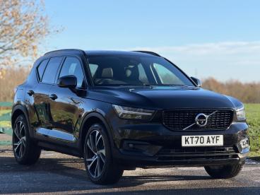 SPOTICAR Volvo Xc40 Xc 40 2.0 B5 Mhev R-design Pro Auto Awd Euro 6 (s/s) 5dr Used Car - Suv Hybrid Black - Balsall Common - 1200560521_1