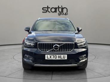 SPOTICAR Volvo Xc40 Xc 40 2.0 B4 Mhev Inscription Auto Euro 6 (s/s) 5dr Used Car - Suv Hybrid Black - Redditch - 1200567042_2